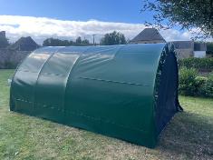 <strong>Abri FLOREA</strong><br/>3x3 m - 9 m² - Arceaux Ø 25 mm